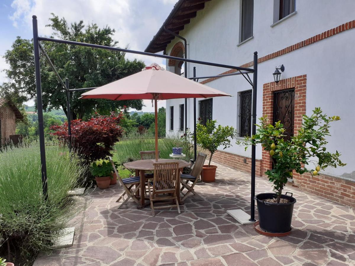 Ferienwohnung Cascina Volpona Case Bruciate Exterior foto